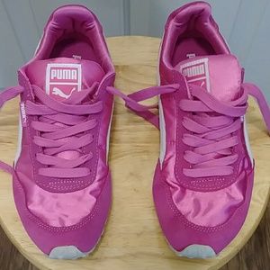 Women's Puma Sneakers
